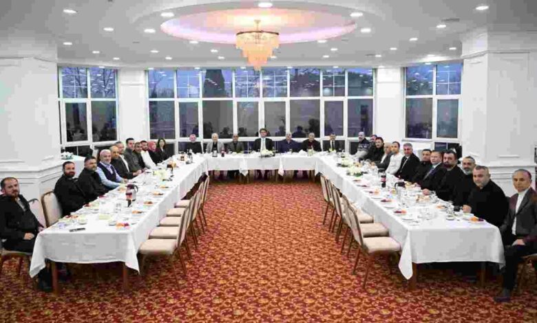 Kartepe Belediye Meclisi İftar Sofrasında Bir Araya Geldi