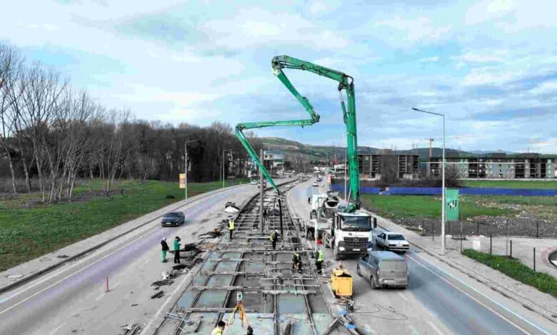 Kartepe Tramvay Hattı’nda durmak yok