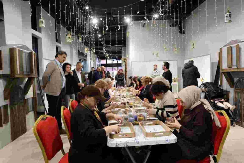 Kartepe’de Ramazan Sanatla Yaşanıyor