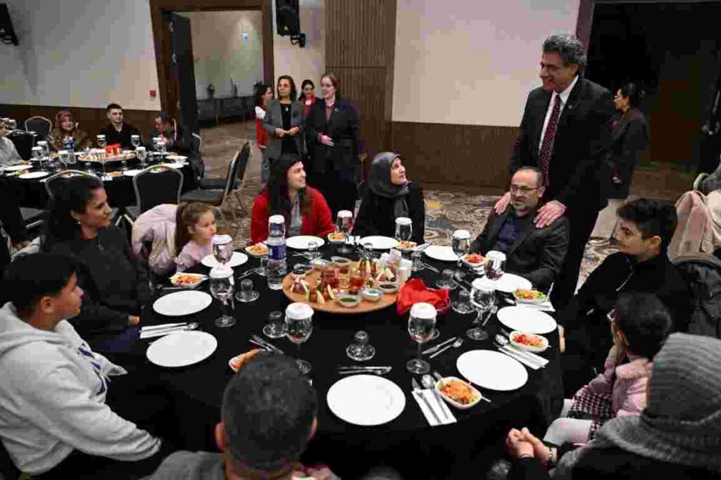 Kartepe’de Ramazan’ın İlk İftarında Şehit Aileleri ve Gazilerle Anlamlı Buluşma