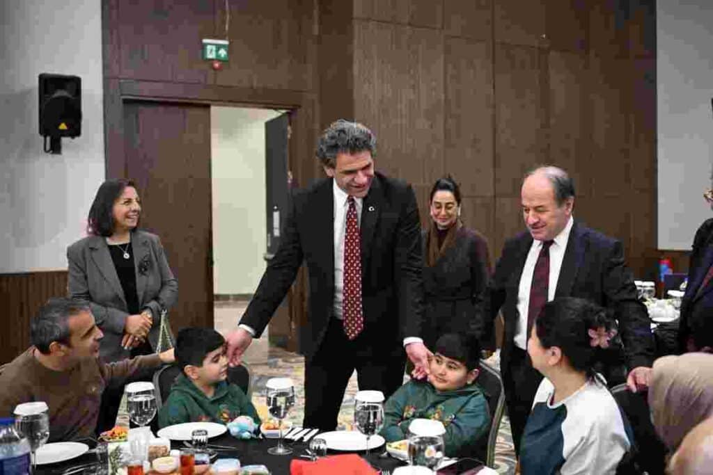 Kartepe’de Ramazan’ın İlk İftarında Şehit Aileleri ve Gazilerle Anlamlı Buluşma