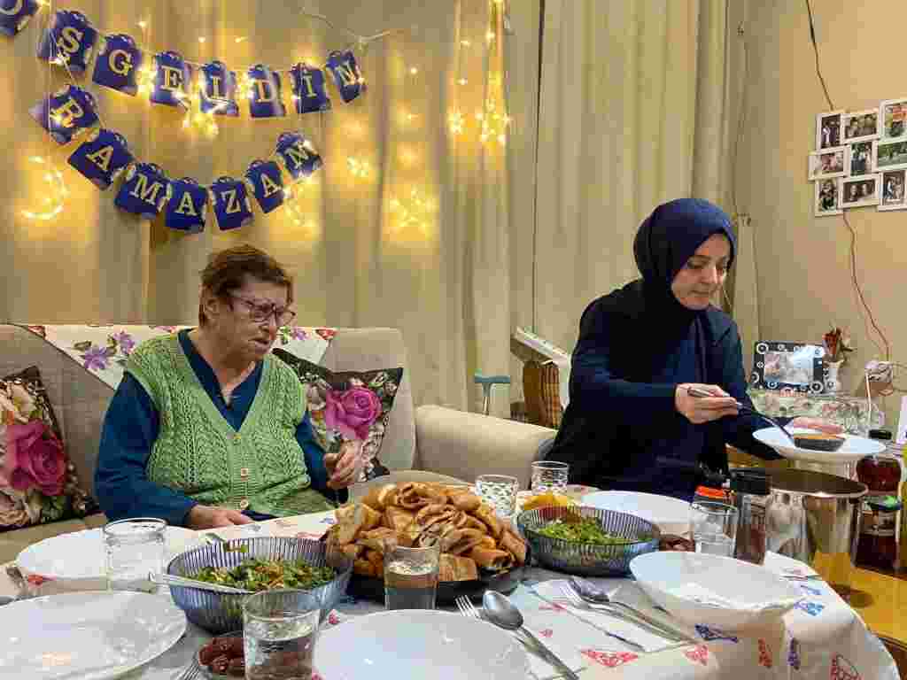 Kartepe’nin Çınarları Bu Ramazan’da da Yalnız Değil