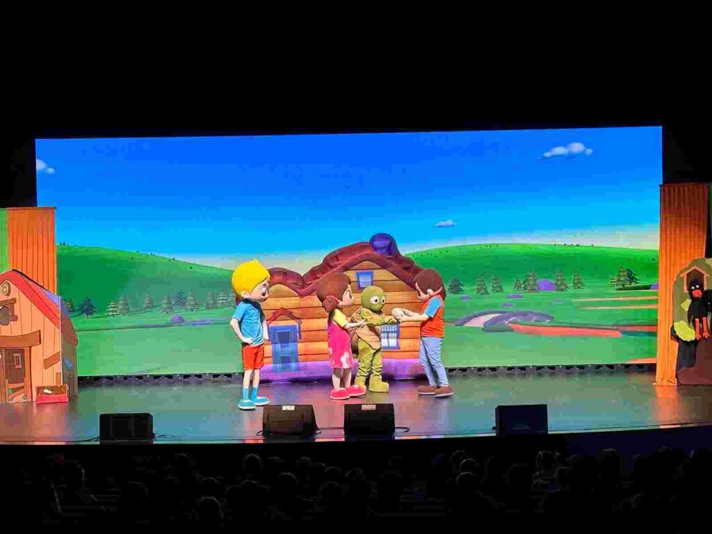 Niloya ve Arkadaşları Kocaeli'de Gizemli Bir Yolculuğa Çıkıyor