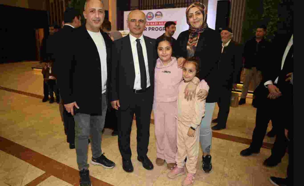 Şener Söğüt, şehit yakınları ve gazilerle iftarda buluştu