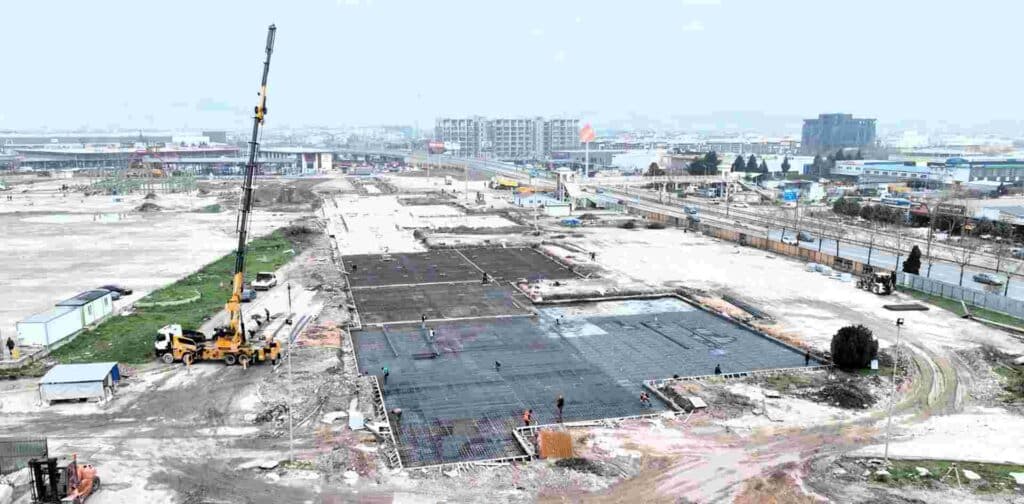 Sosyal Yaşam Merkezi’nde durmaksızın çalışılıyor