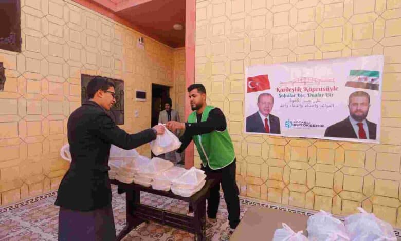 Suriye Rakka’da Büyükşehir’le iftar bereketi