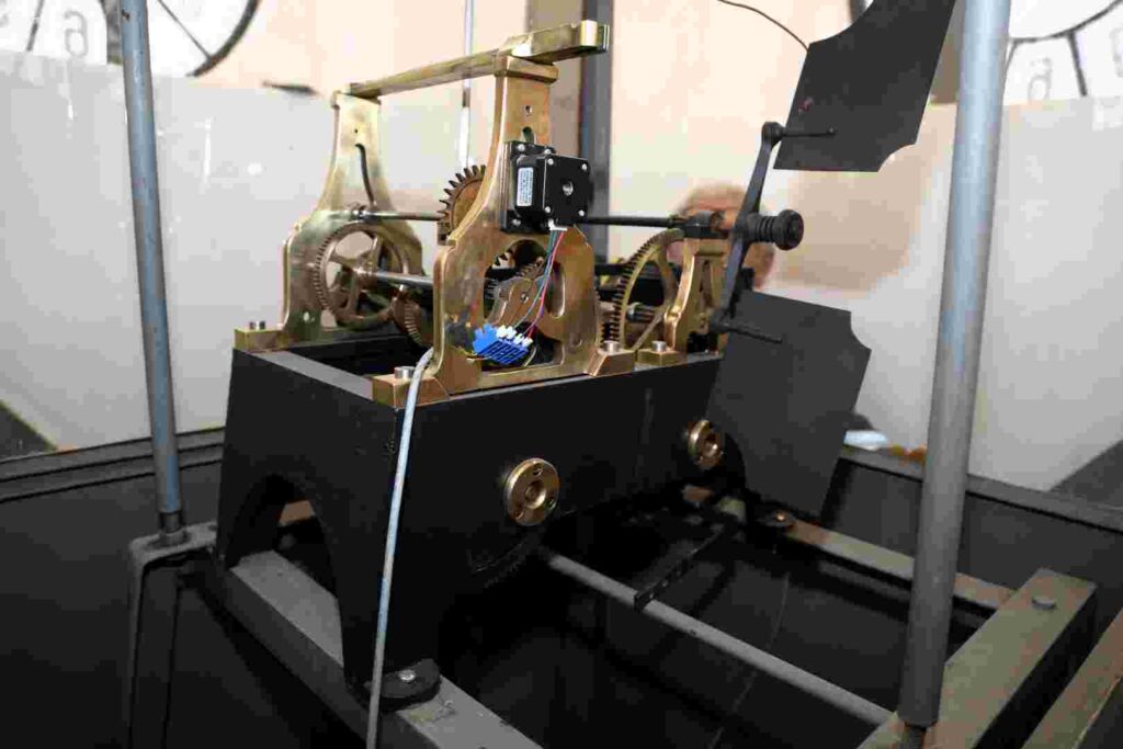 Tarihi İzmit Saat Kulesi gerçek kimliğini buluyor