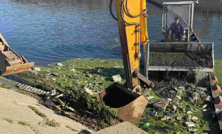 12 metreküp atık denize ulaşmadan toplandı