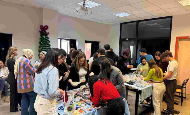 Atıklar KOÜ’de sanata dönüştü