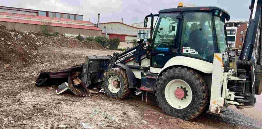 Atıkları attı, fotokapana yakalandı