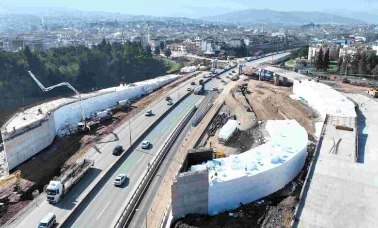 Başiskele Kavşağı’nın silueti ortaya çıkıyor