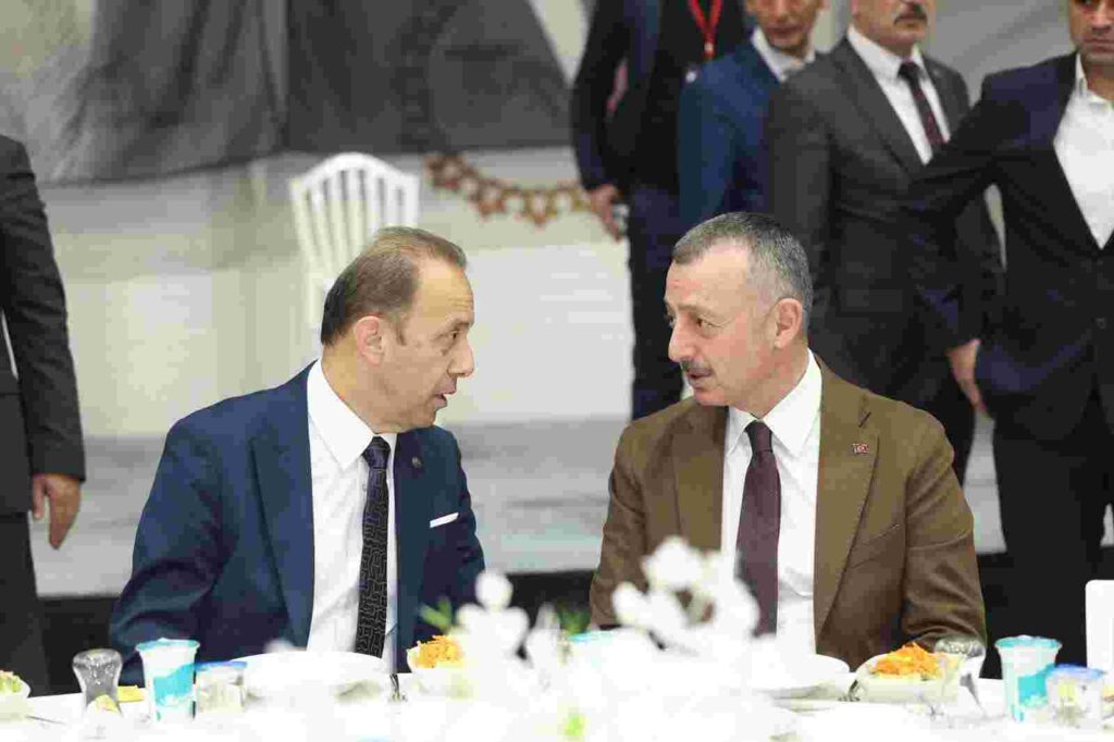 Başkan Büyükakın, MHP İl iftarına katıldı
