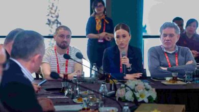 Başkan Büyükakın uluslararası gazetecilerle bir araya geldi