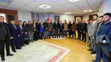 Başkanı Tahir Büyükakın’ın makamı boş kalmıyor