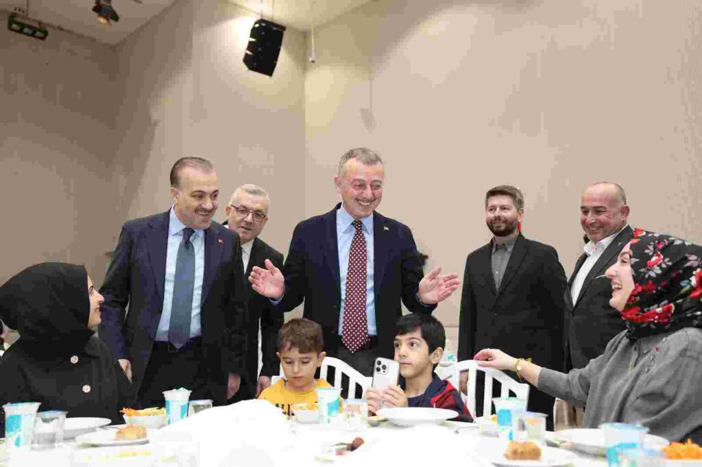 Başkan Büyükakın’dan sağlıkçılara teşekkür