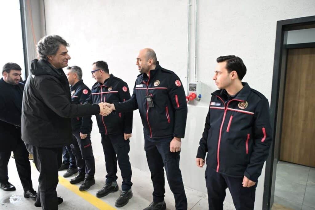 Başkan Kocaman’dan Bayramda Sahadaki Kahramanları Unutmadı