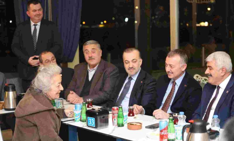 Büyükakın şehit aileleri, gazi ve yaşlılar ile bir araya geldi