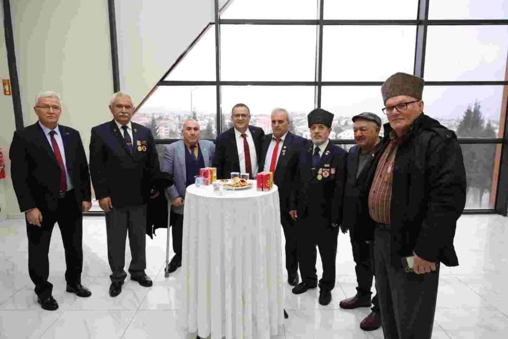 Derince’de Bayramlaşma Coşkusu