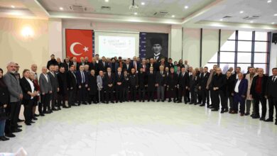 Derince’de Bayramlaşma Coşkusu