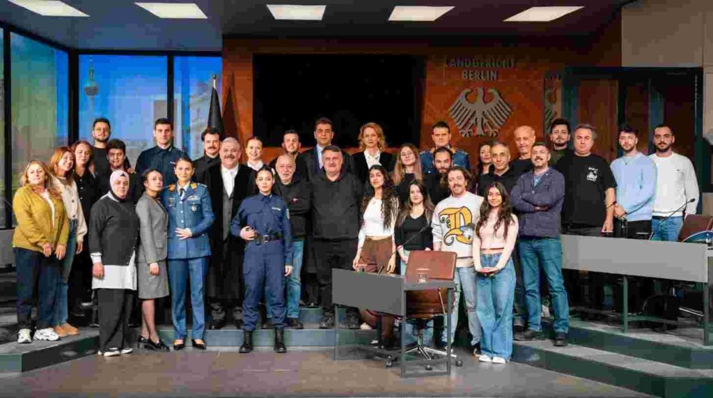 Dünya Tiyatro Günü'ne "Karar" damgası