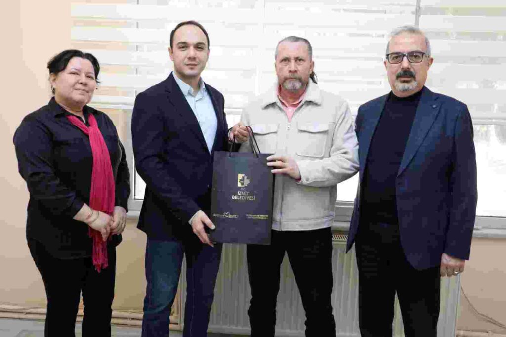 Eray Bodur’dan İzmit’te iki önemli sivil toplum kuruluşuna ziyaret