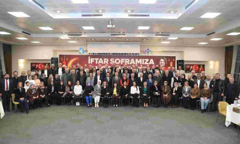 Fatma Başkan muhtarlarla birlik ve dayanışma sofrasında buluştu