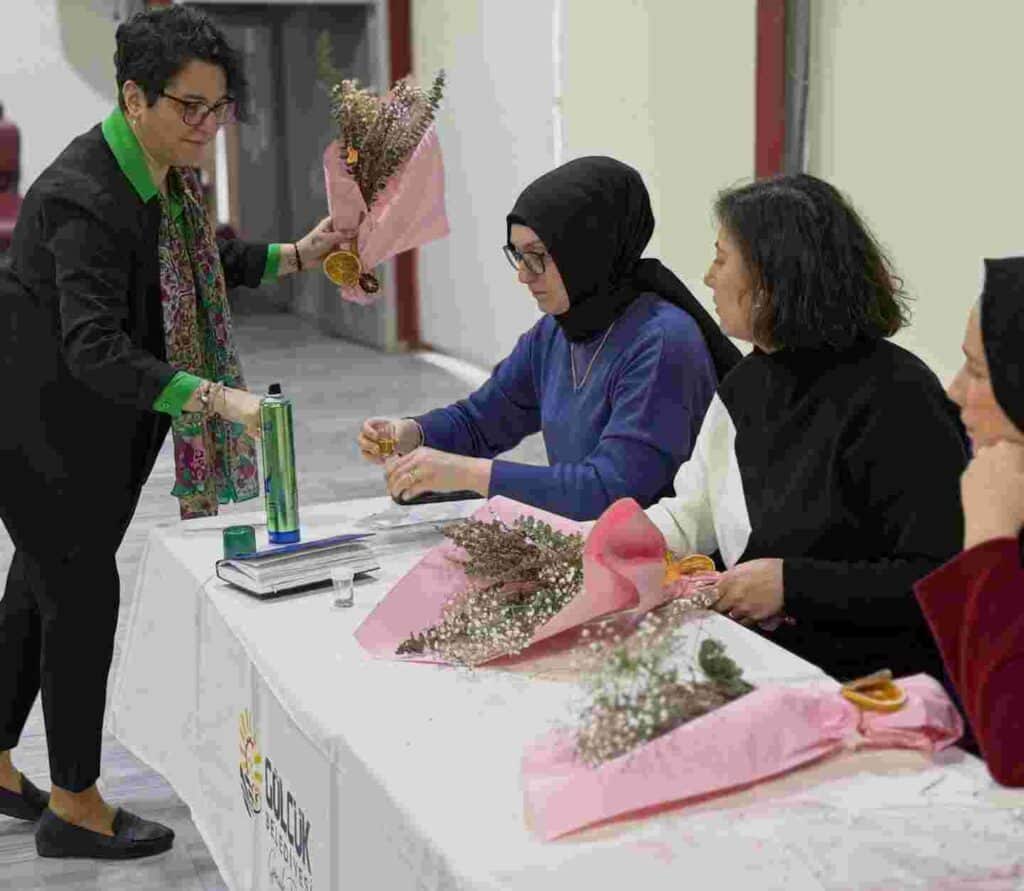 Gölcük'te Sanat Çiçek Açtı