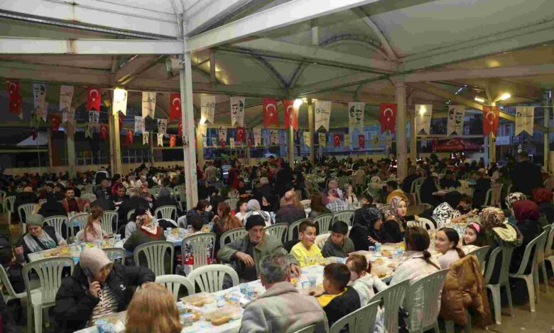 İzmit Belediyesi Ramazan sofrasını bu kez Yenişehir’de kuracak
