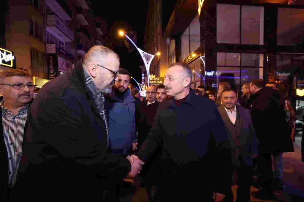 İzmitli esnaflar, Başkan Büyükakın’ı iftarda ağırladı