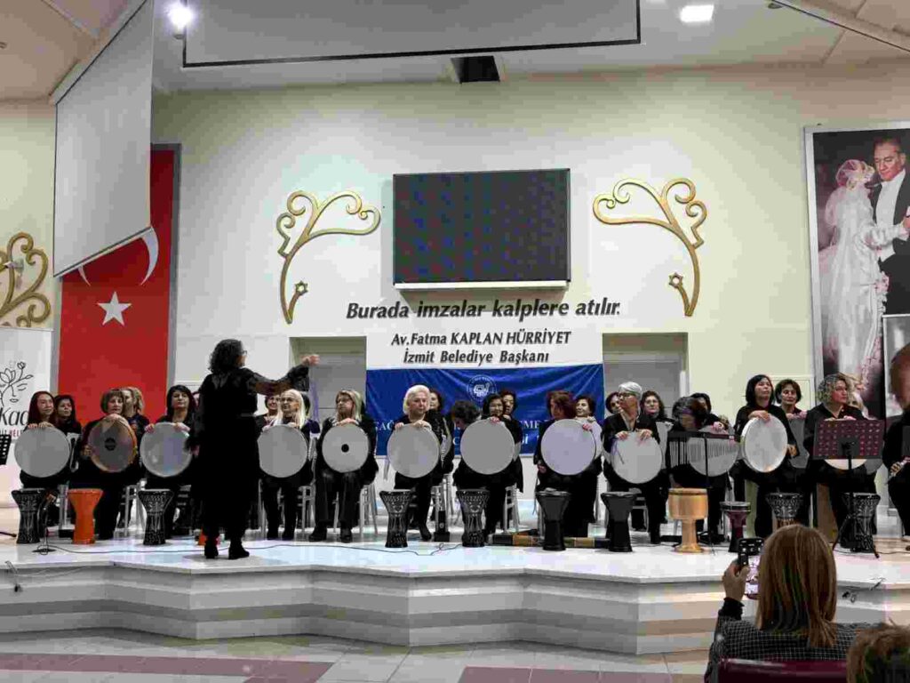 İzmit’te İlham veren buluşma: Kadın emeği ve başarısı konuşuldu