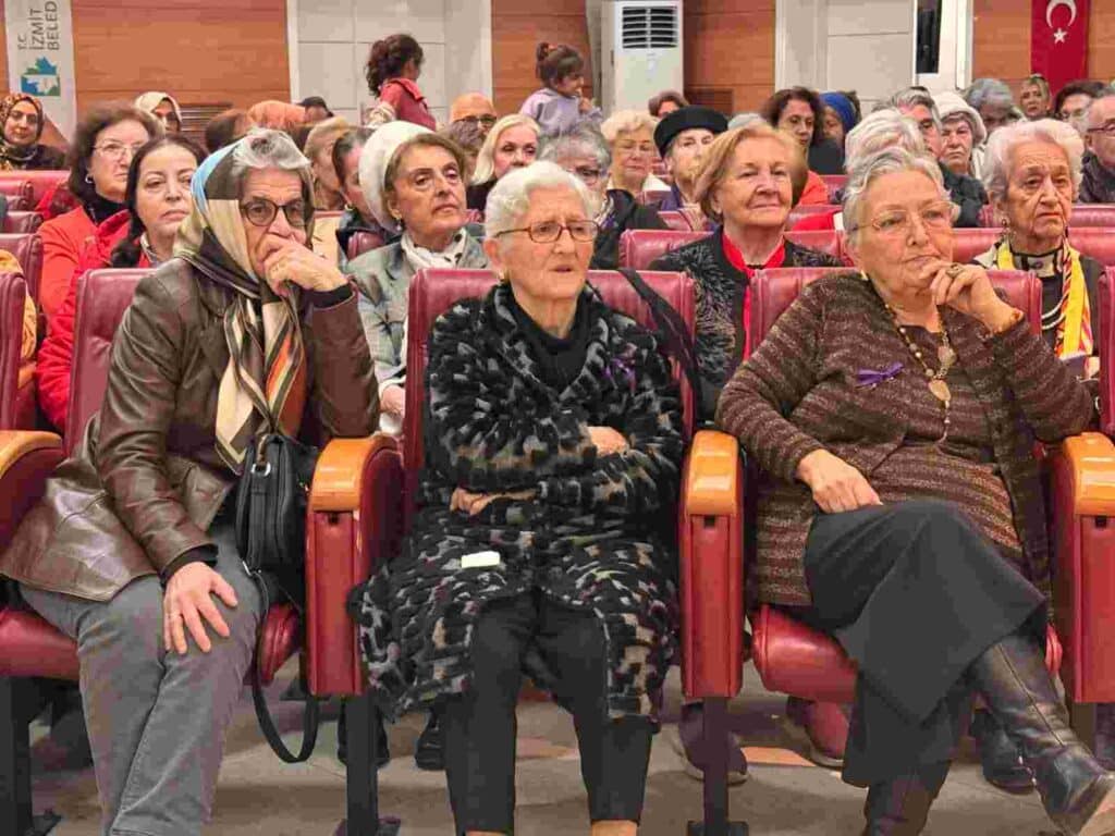 İzmit’te İlham veren buluşma: Kadın emeği ve başarısı konuşuldu
