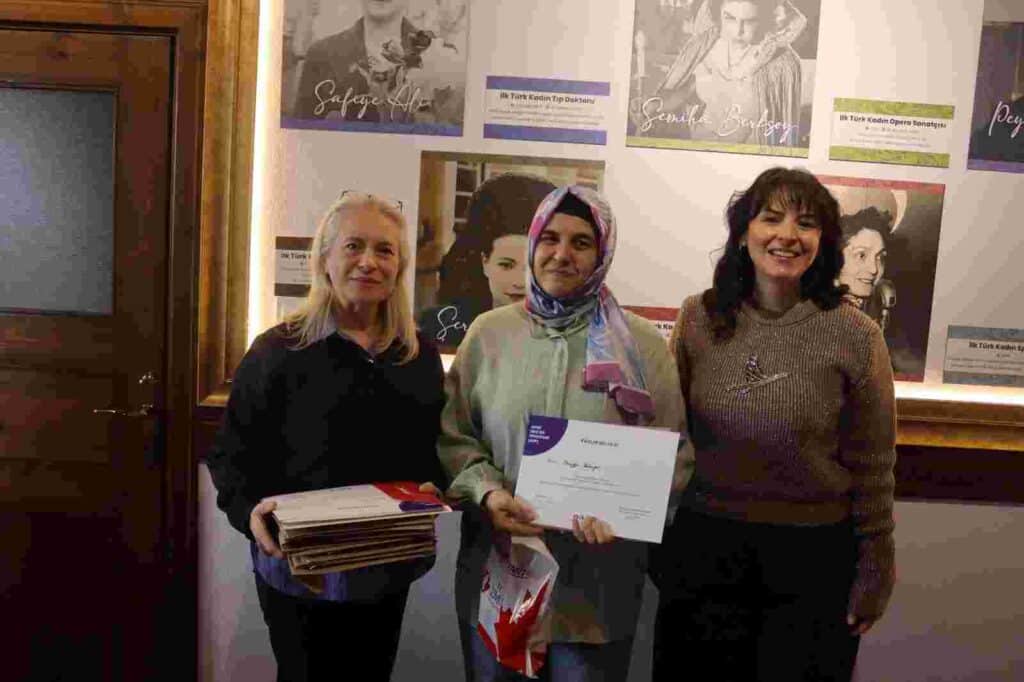 İzmit’te anneler eğitimle güçleniyor