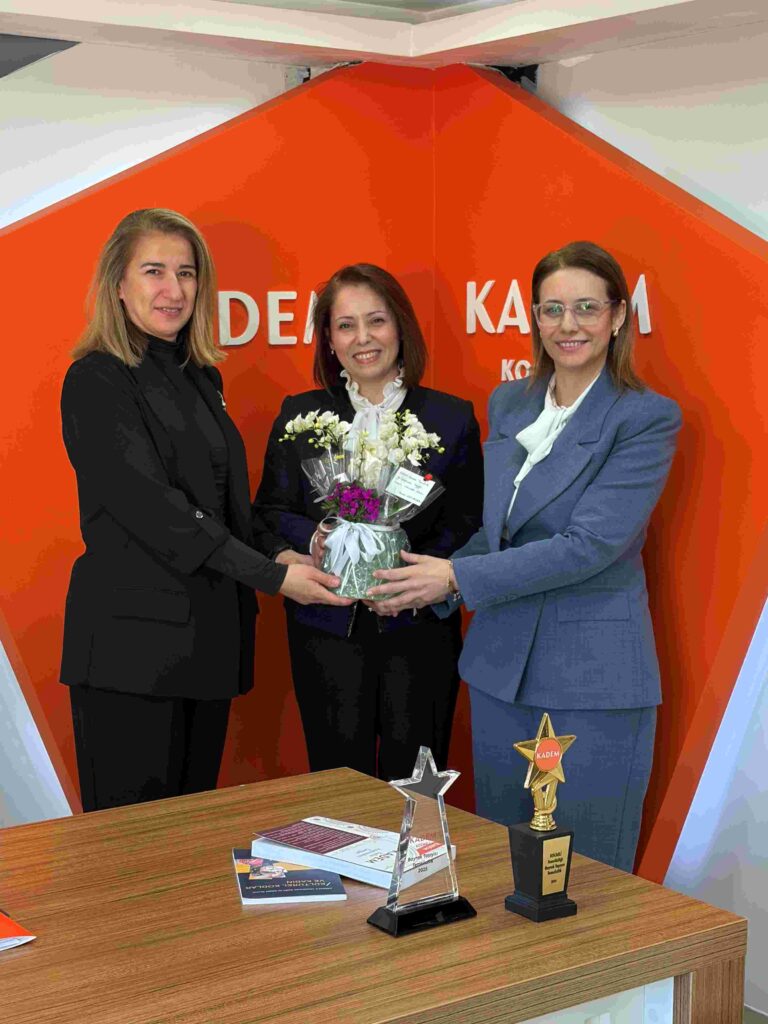 KADEM Kocaeli Temsilciliği’nde Bayrak Değişimi