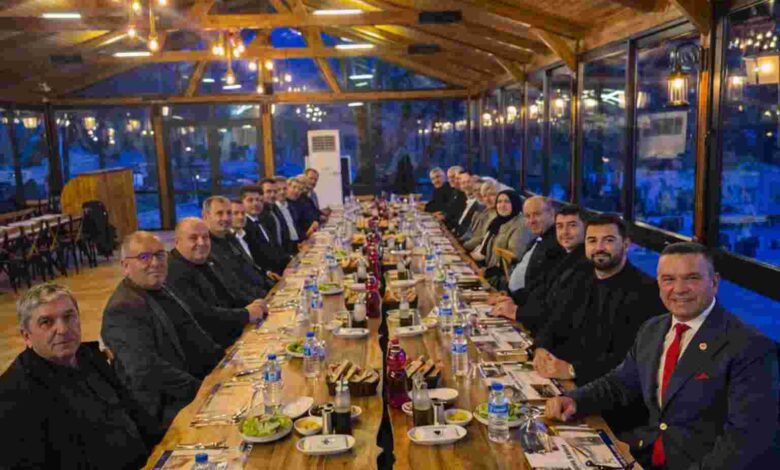 Kandıra Belediye Meclisi İftar Sofrası’nda Bir Araya Geldi.