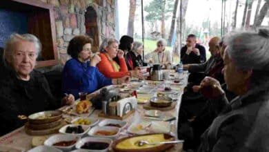 Kartepe’de Büyükler İçin Anlamlı Buluşma