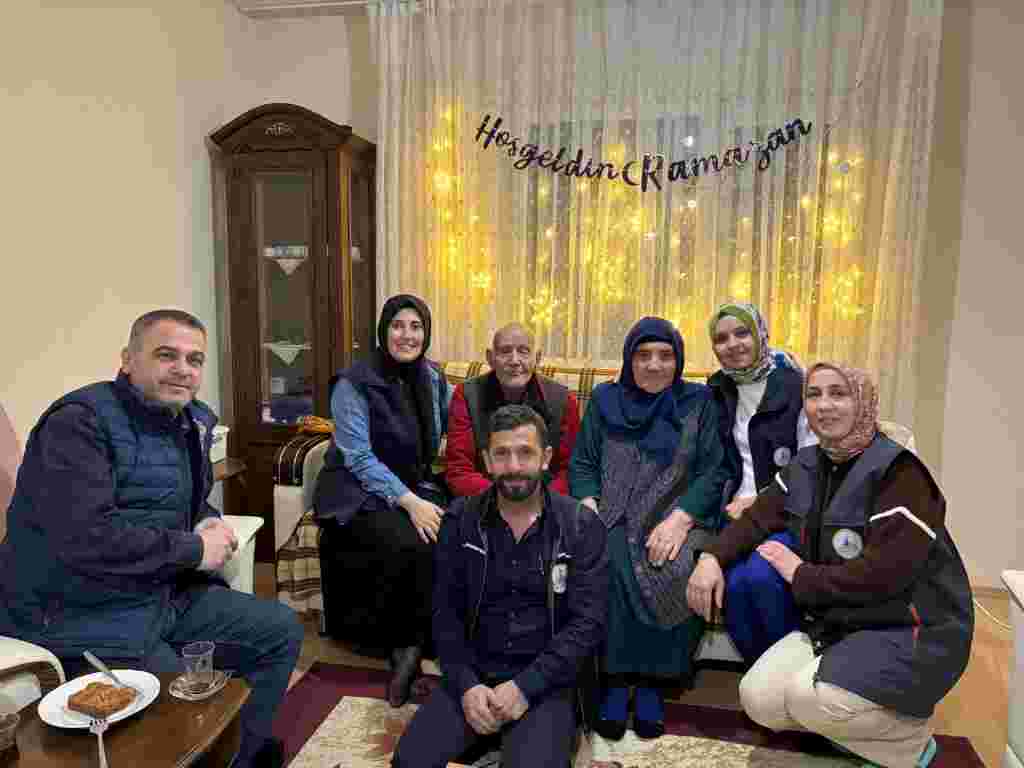 Kartepe’de Gönül Sofraları Kuruluyor
