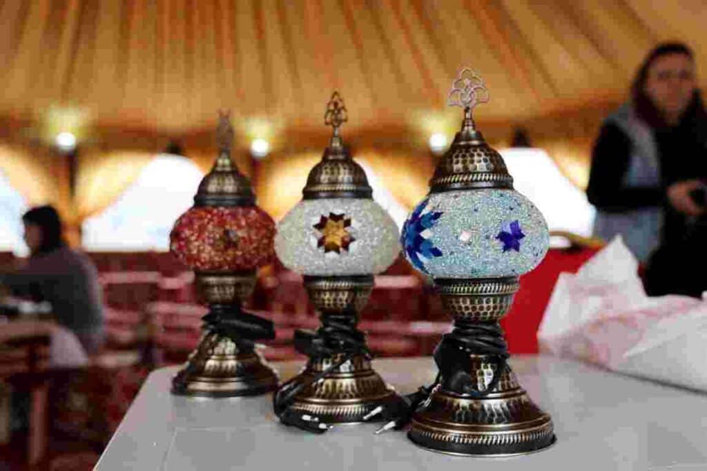 Kartepe’de Sanatın Merkezi Otağ Çadırı Oldu