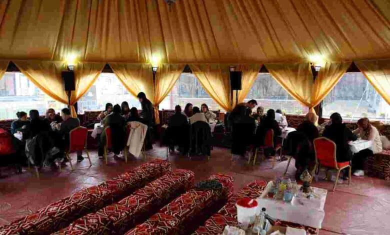 Kartepe’de Sanatın Merkezi Otağ Çadırı Oldu