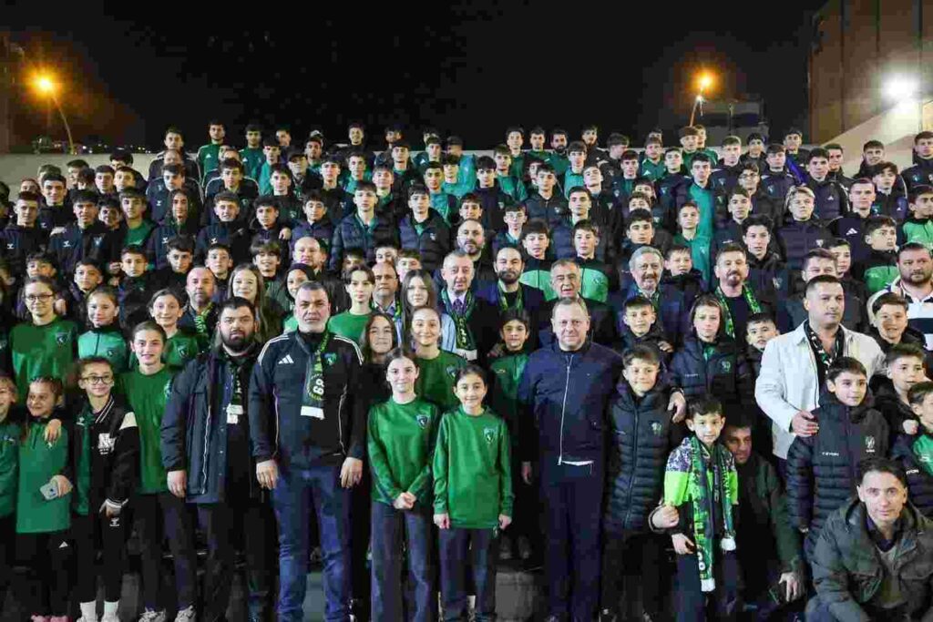“Kocaelispor çok daha iyi yerlerde olacak”