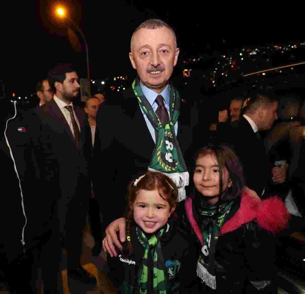 “Kocaelispor çok daha iyi yerlerde olacak”