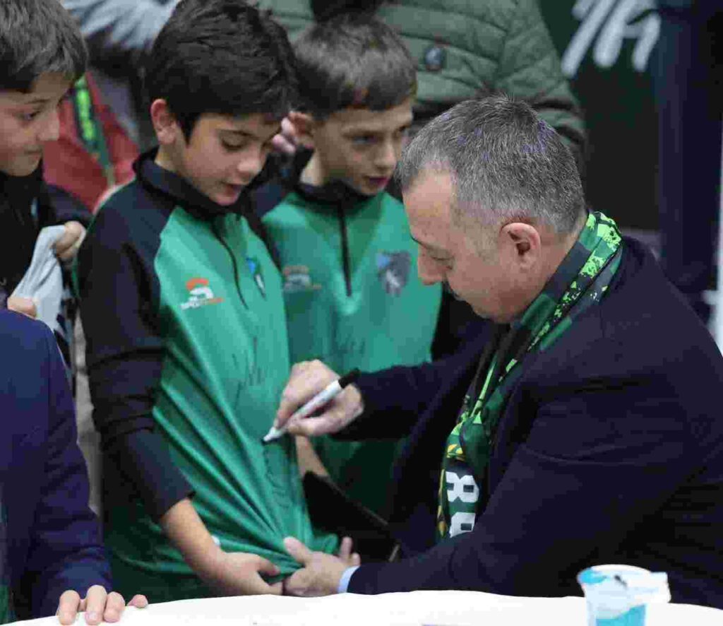 “Kocaelispor çok daha iyi yerlerde olacak”