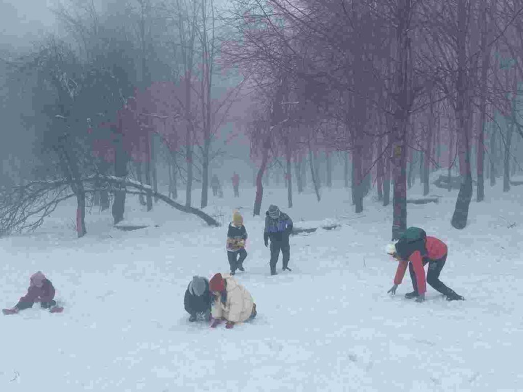Kuzuyayla’da bayram ve kar sevinci bir arada