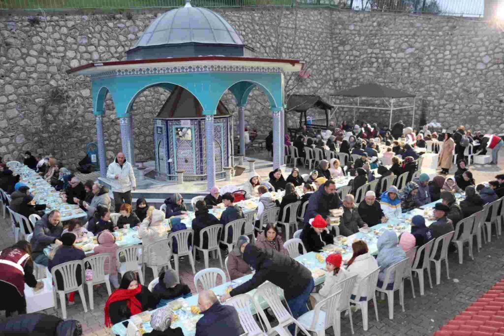 Malta Mahallesi’nde gönülleri buluşturan iftar