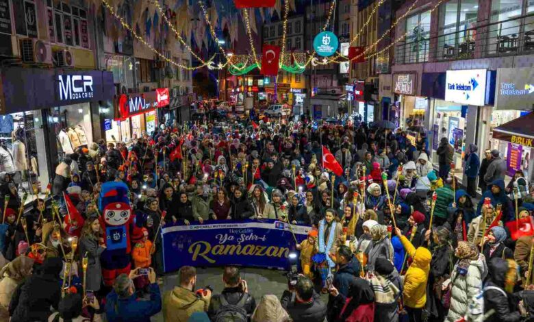 “Nerede o eski Ramazanlar” diyenler Gebze Kent Meydanı’na koştu