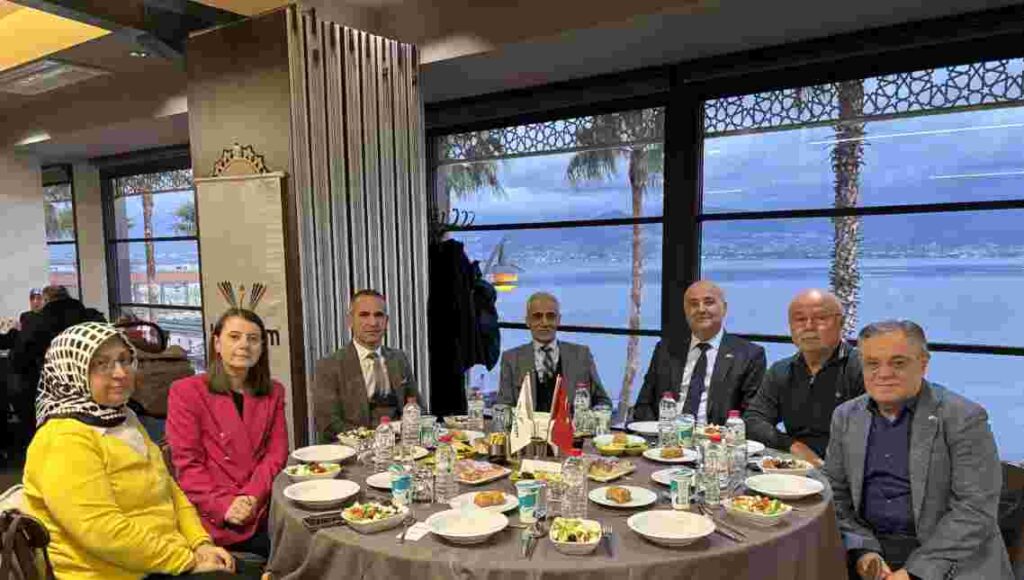 Özel Körfezim Eğitim Kurumları Geleneksel İftar Buluşmasında 160 Kişilik Büyük Aileyi Bir Araya Getirdi