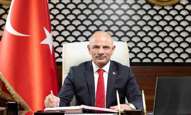 Şener Söğüt'ten Sağlık Kahramanlarına Anlamlı Mesaj