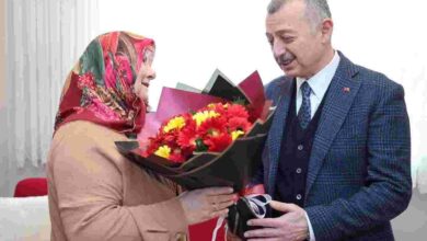 “Sizler her zaman baş tacısınız”