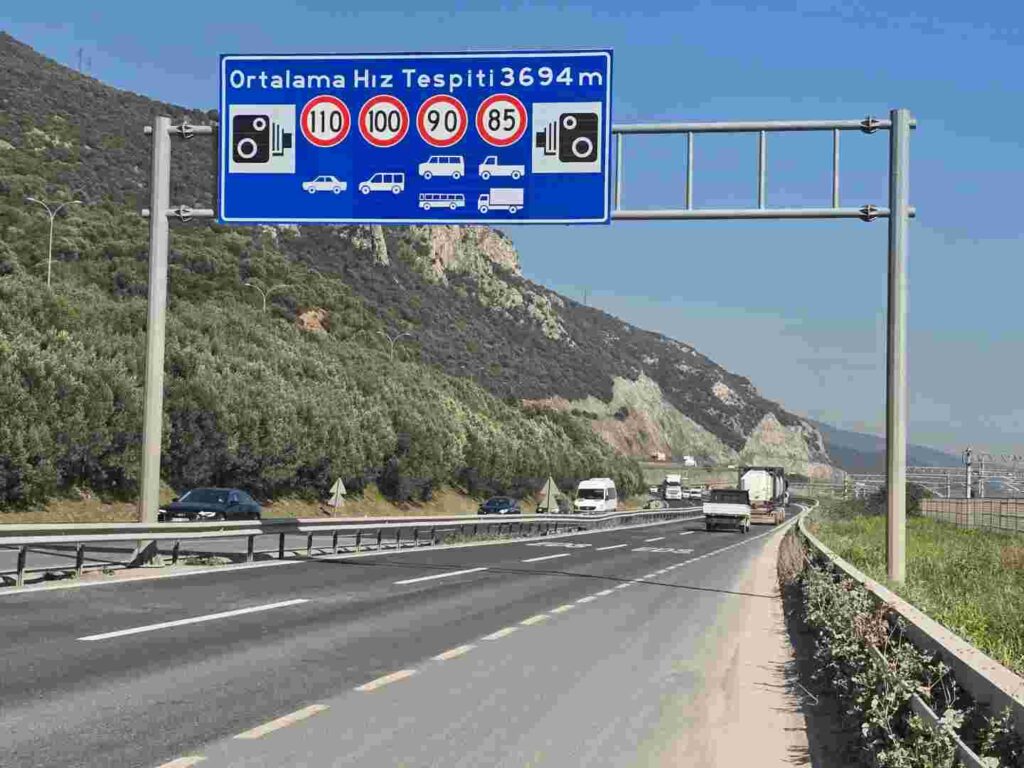 Yeni hız limitleri için yeni tabelalar