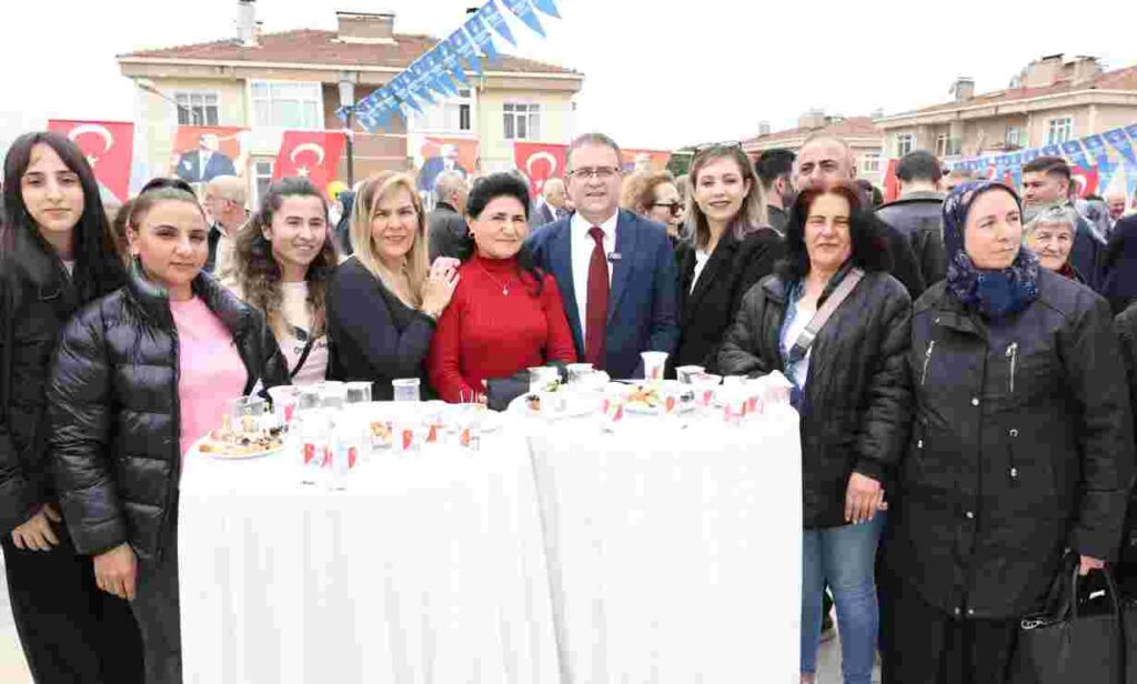 Başkan Gökçe'den Derince'ye İki Yeni Eser