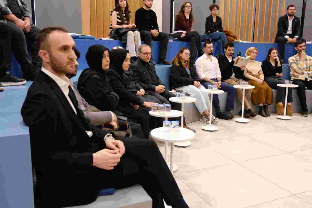 Büyükşehir, gençlere tarih bilinci aşılıyor   